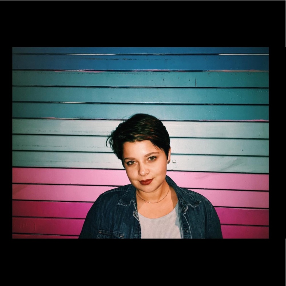 Meet your Posher, Victoria